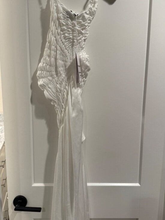 Georgia Hardinge Celestial Dress - Picture 8 of 10